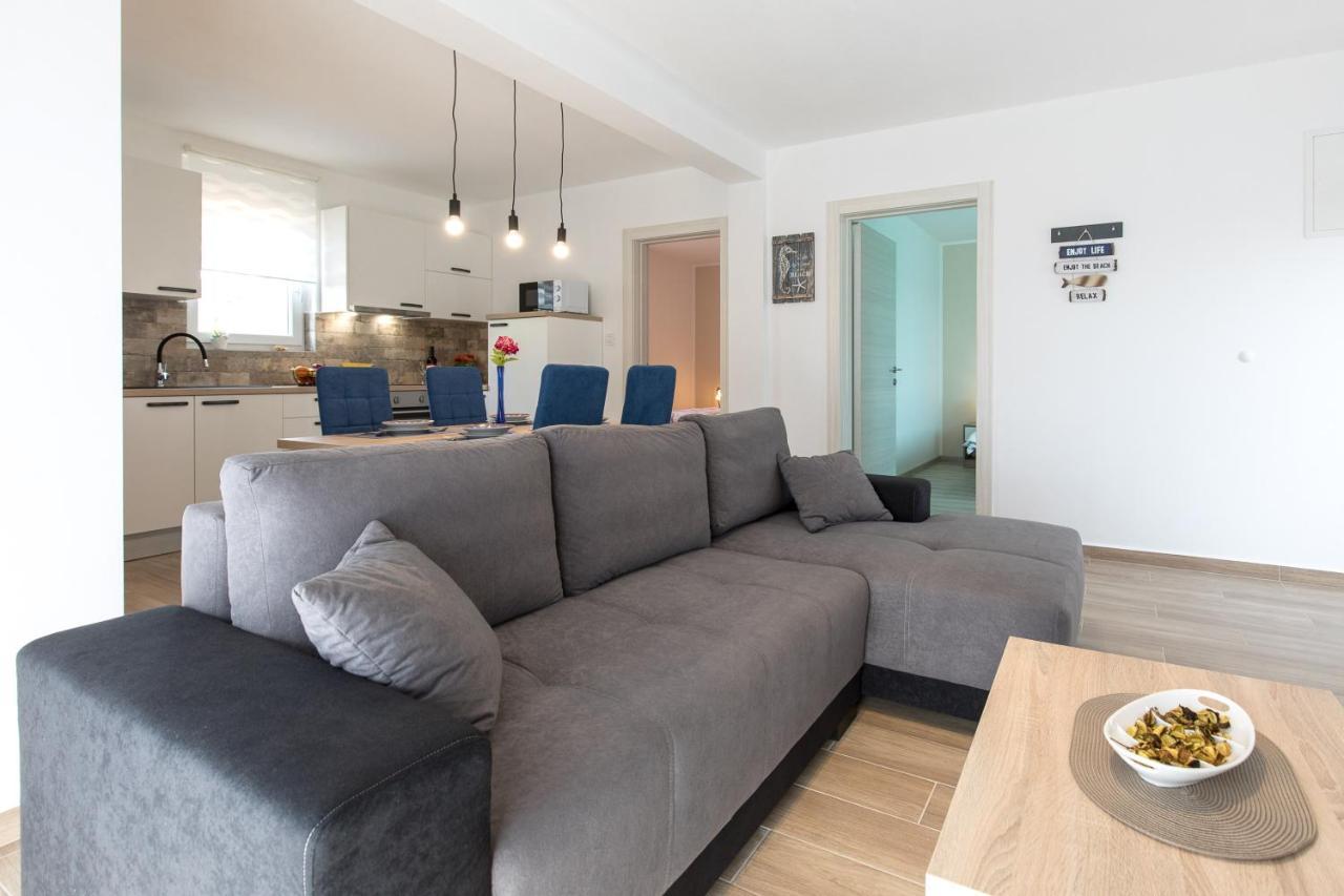 Apartman Jugo Punat Buitenkant foto